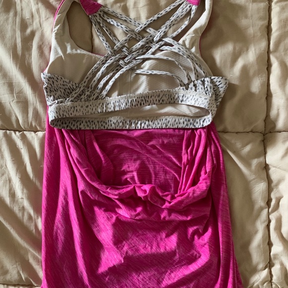Lululemon Tank Top Racerback Built In Sports bra - Picture 4 of 6